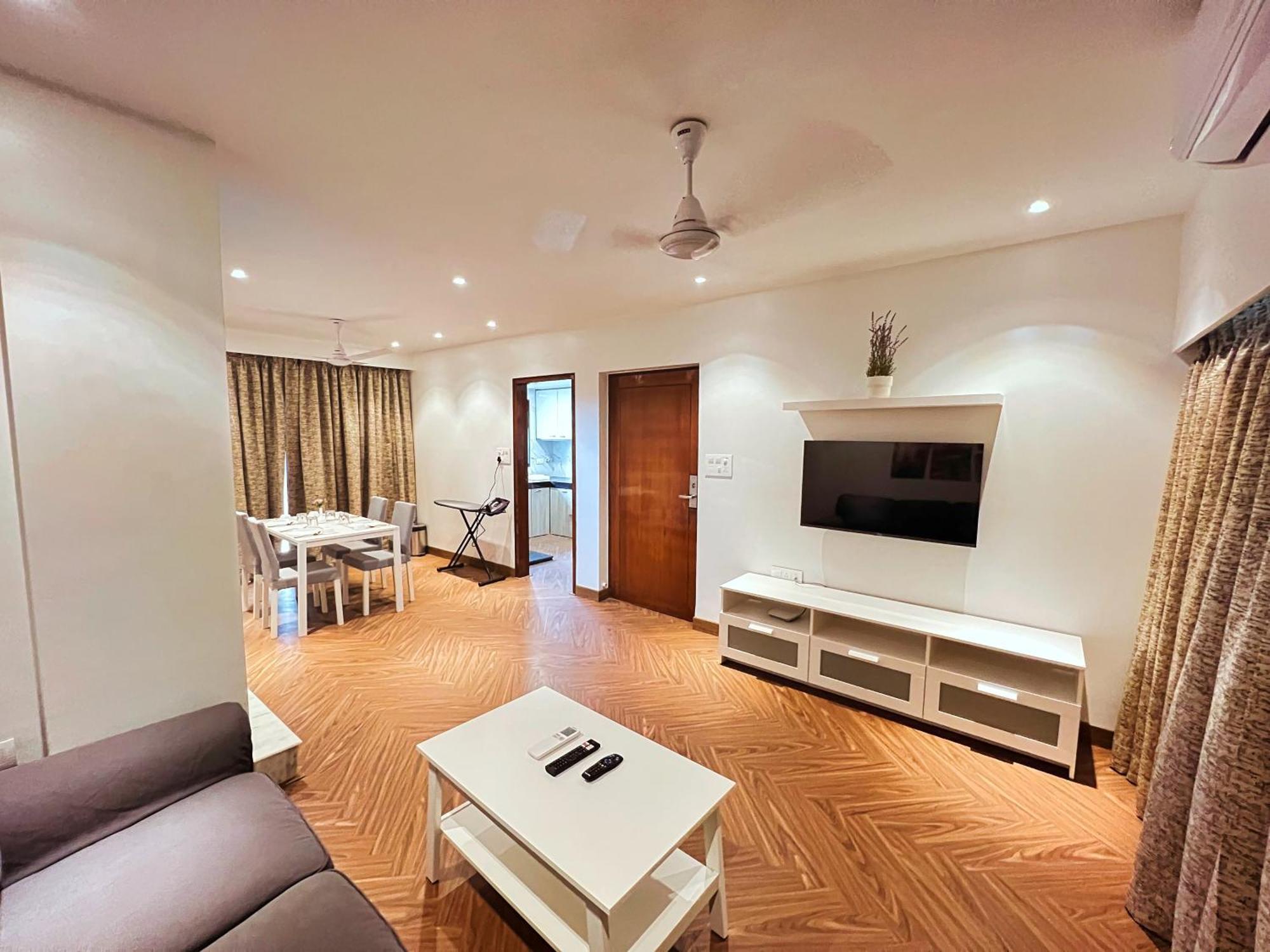 White House By Maxxvalue Service Apartments Bandra มุมไบ ภายนอก รูปภาพ