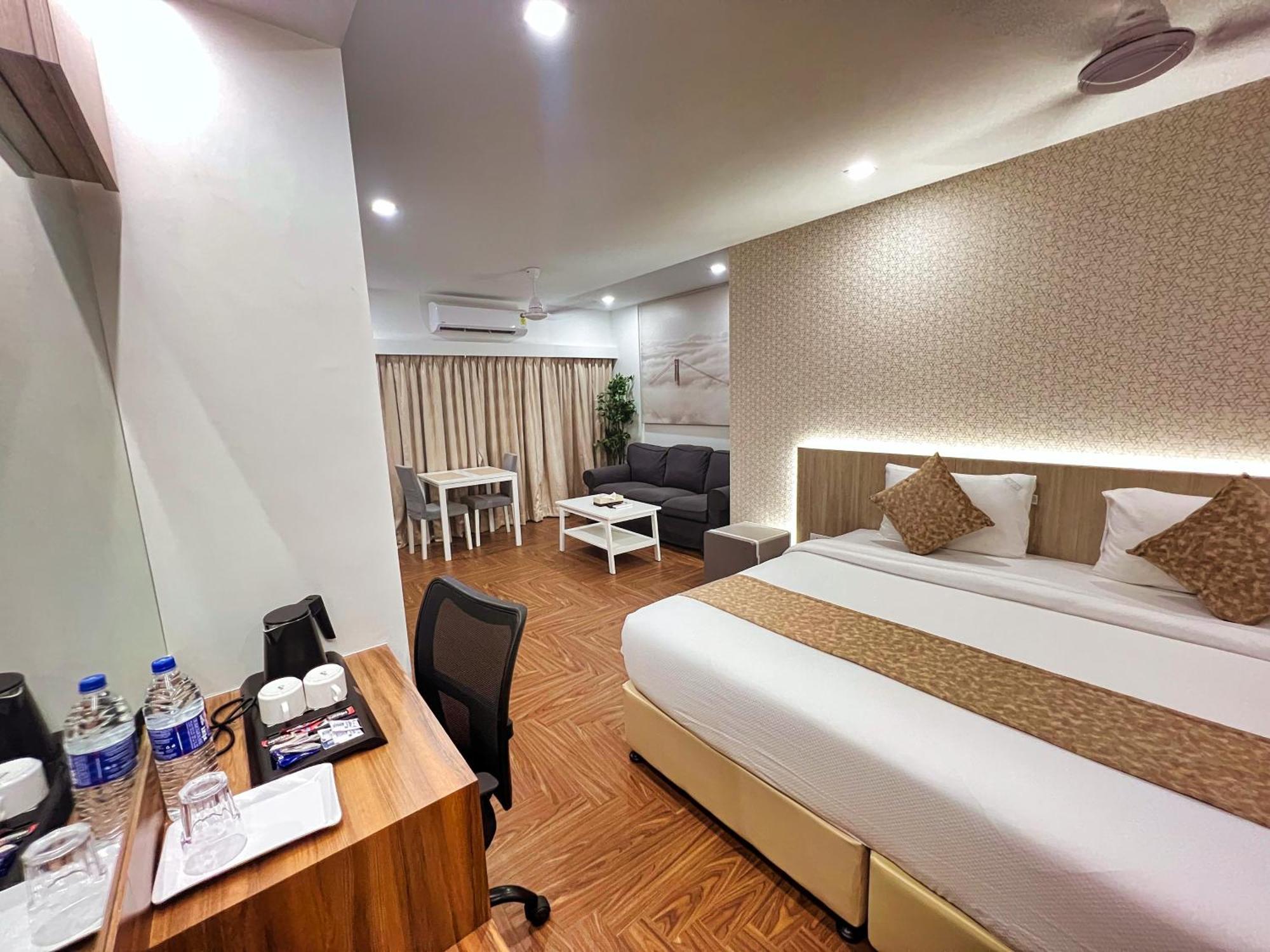 White House By Maxxvalue Service Apartments Bandra มุมไบ ภายนอก รูปภาพ