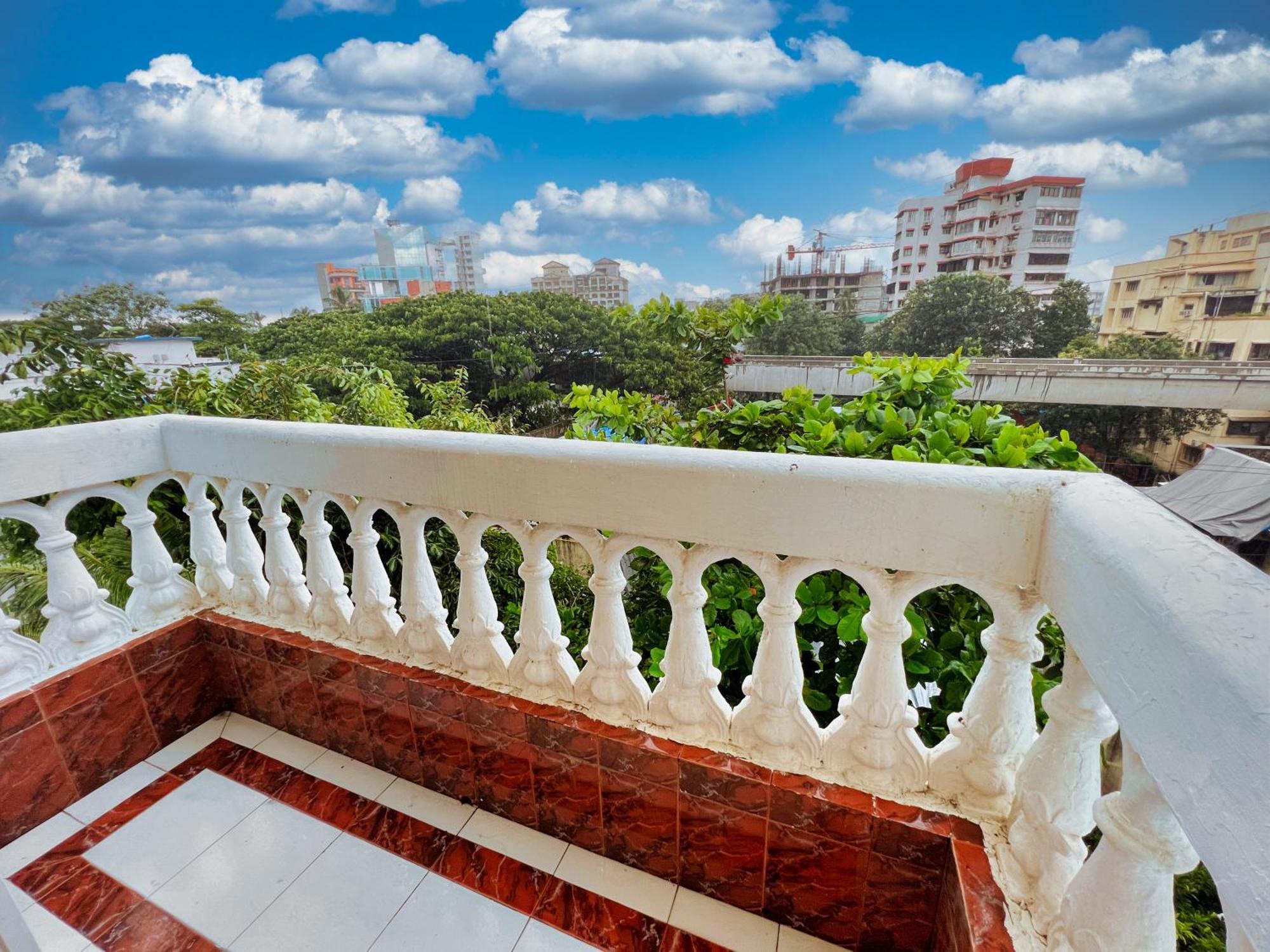 White House By Maxxvalue Service Apartments Bandra มุมไบ ภายนอก รูปภาพ