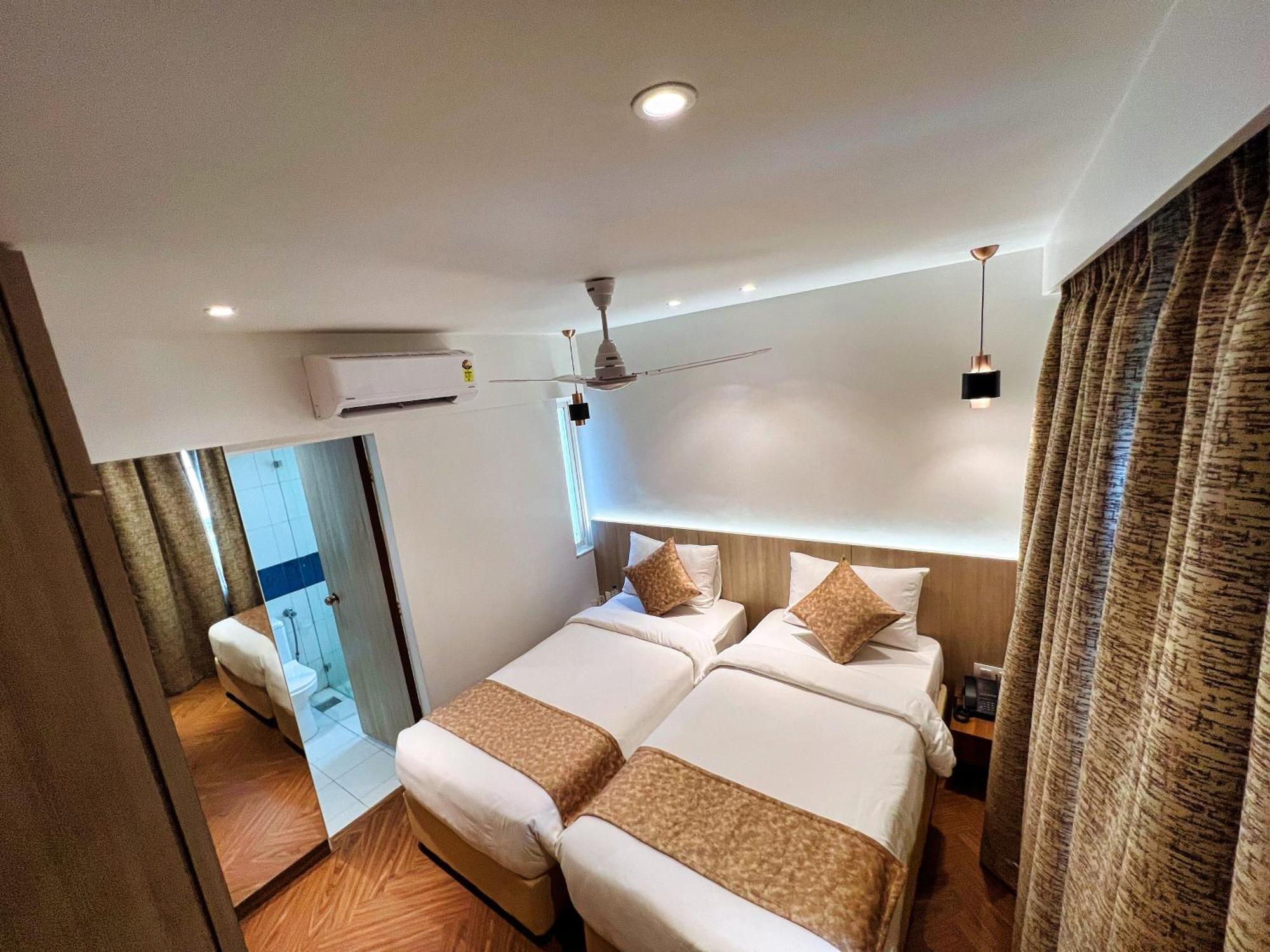White House By Maxxvalue Service Apartments Bandra มุมไบ ภายนอก รูปภาพ