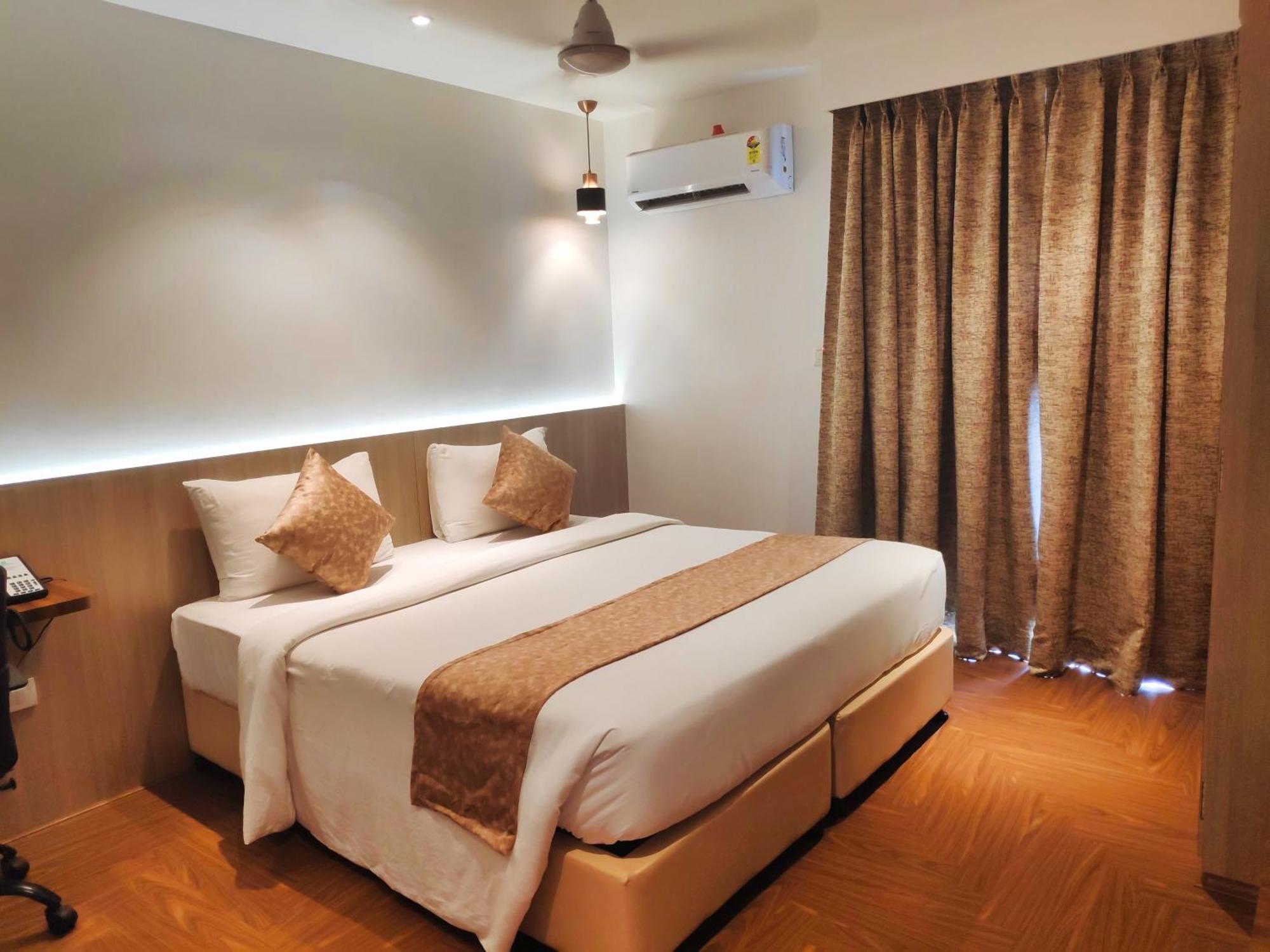 White House By Maxxvalue Service Apartments Bandra มุมไบ ภายนอก รูปภาพ