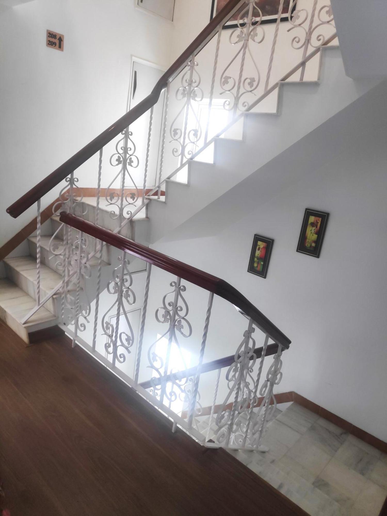 White House By Maxxvalue Service Apartments Bandra มุมไบ ภายนอก รูปภาพ